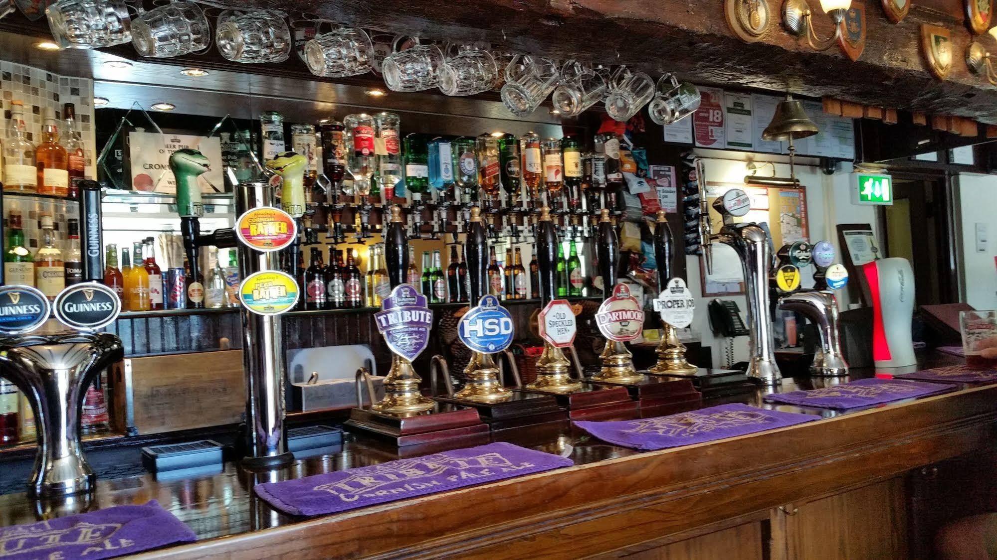 The Cromwell Arms Inn Бови-Трейси Экстерьер фото