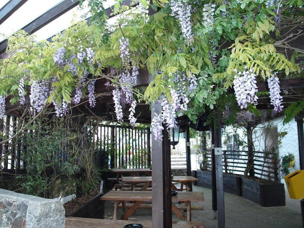 The Cromwell Arms Inn Бови-Трейси Экстерьер фото