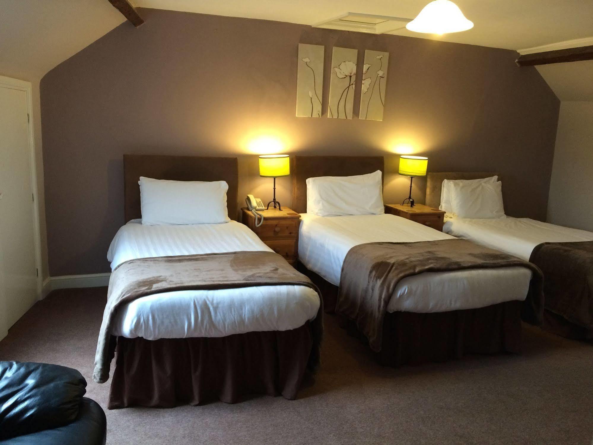 The Cromwell Arms Inn Бови-Трейси Экстерьер фото